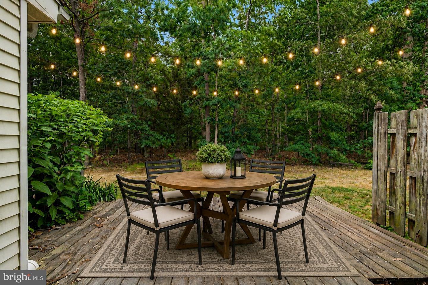 170 Rumson Property Photo 16