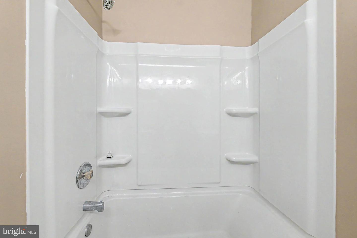 170 Rumson Property Photo 34