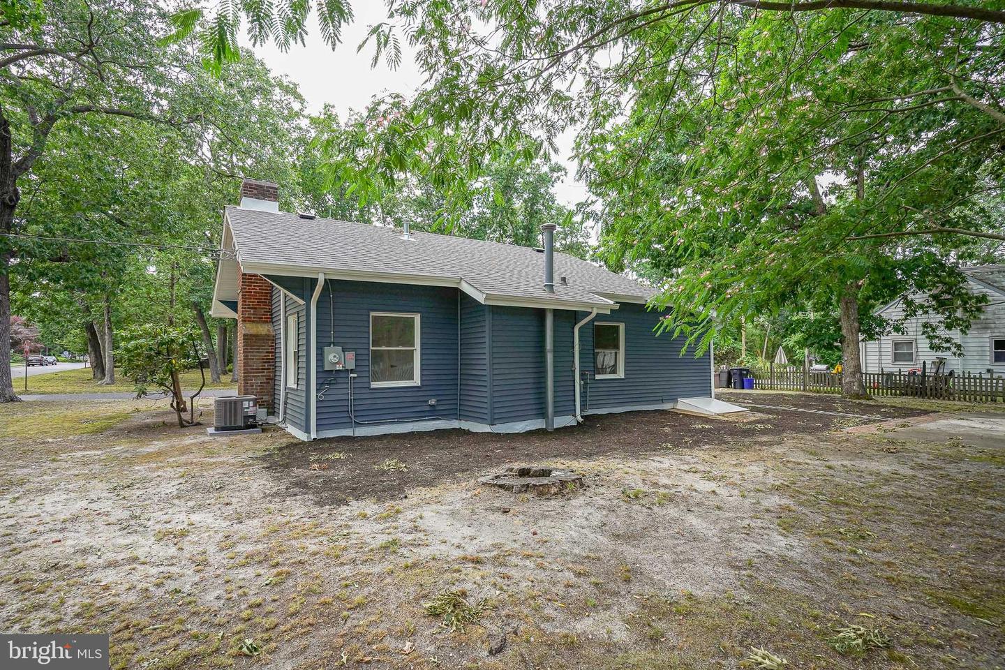123 12th St Property Photo 11
