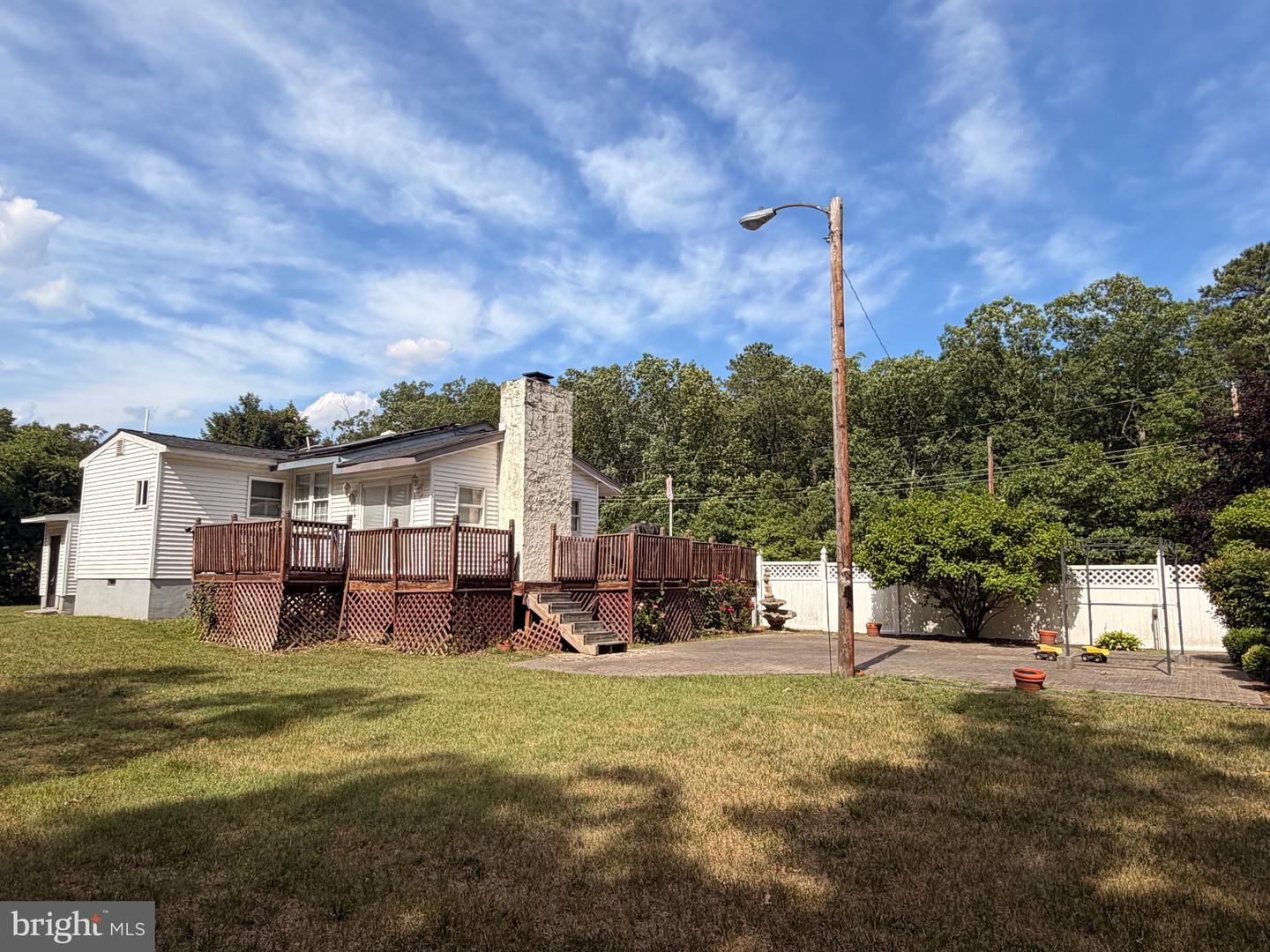 233 Risa Ave Property Photo 4