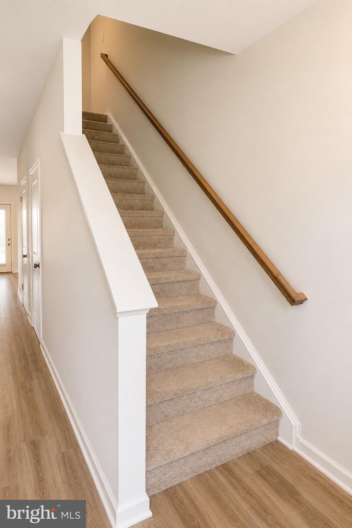 1214 Peterson Way Property Photo 19