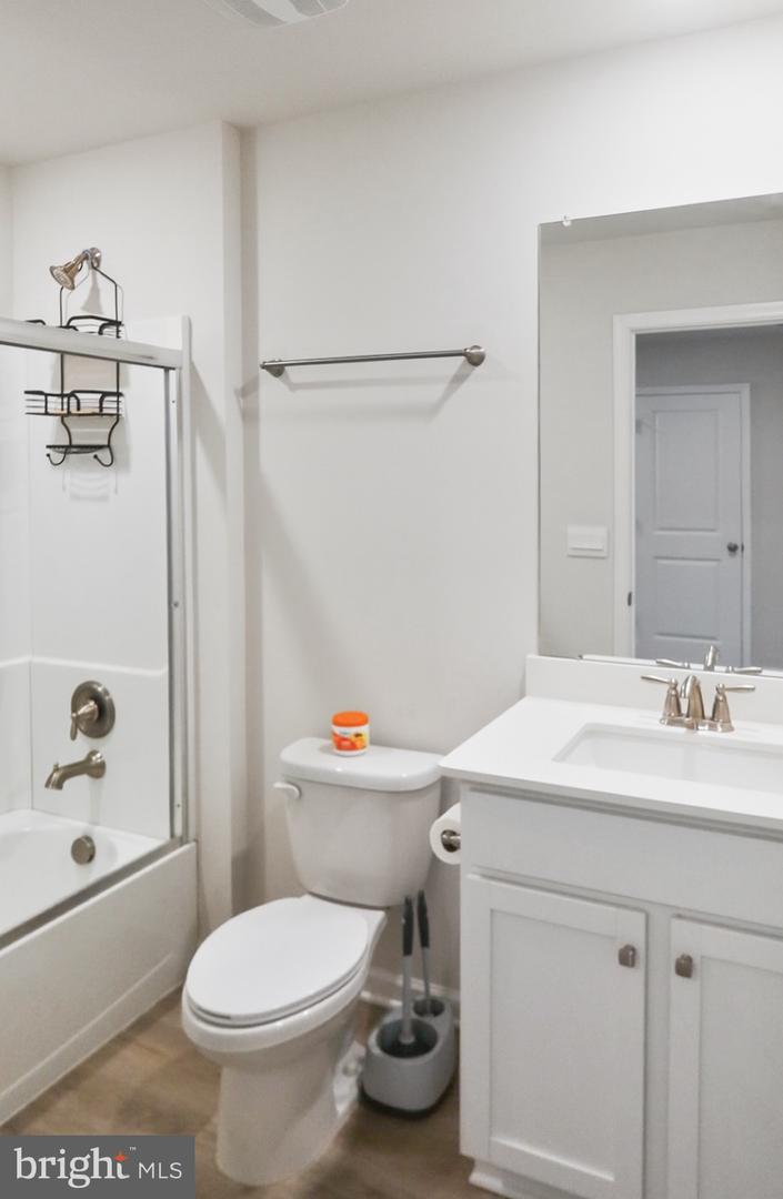 1214 Peterson Way Property Photo 27