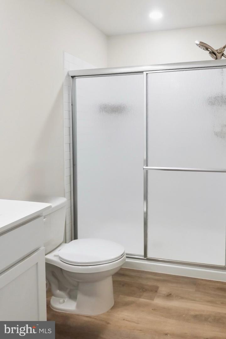 1214 Peterson Way Property Photo 33
