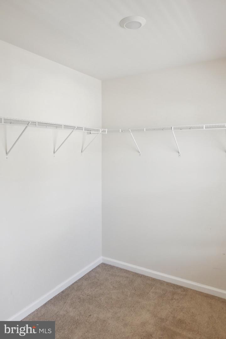 1214 Peterson Way Property Photo 34
