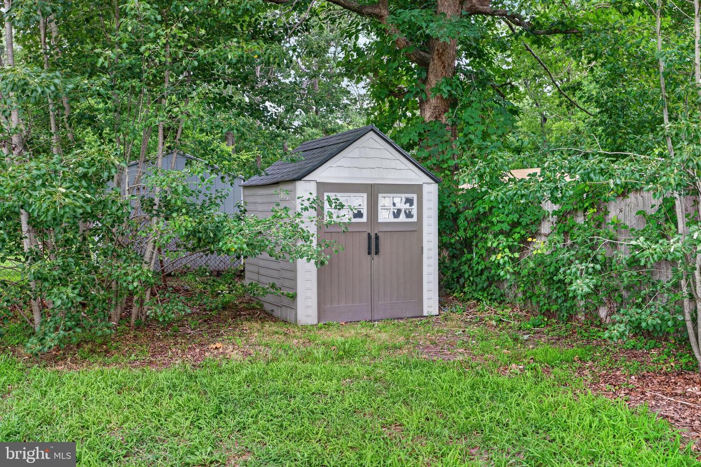 4138 W Adams Cir Property Photo 6