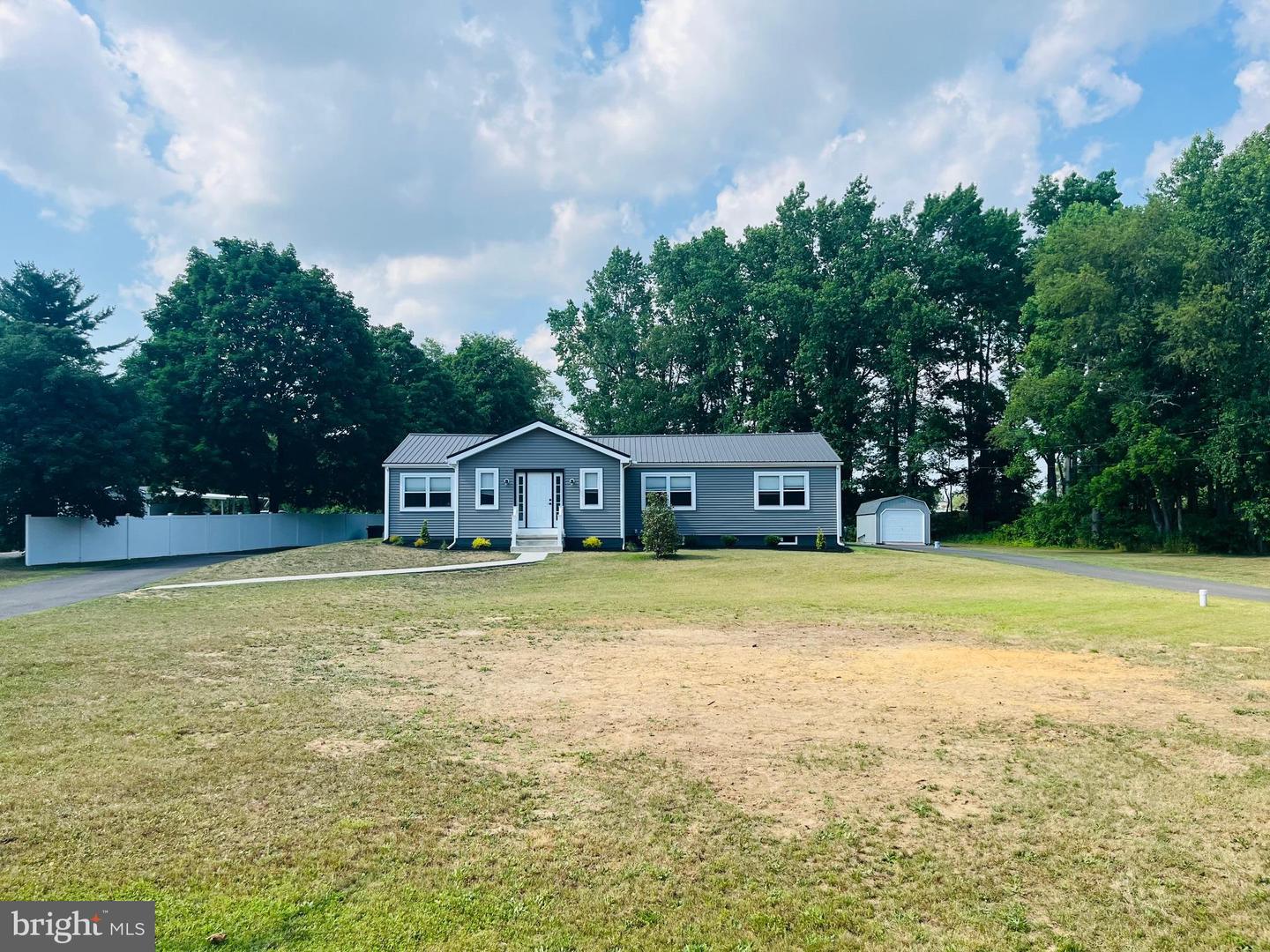 4126 Post Rd Property Photo 6