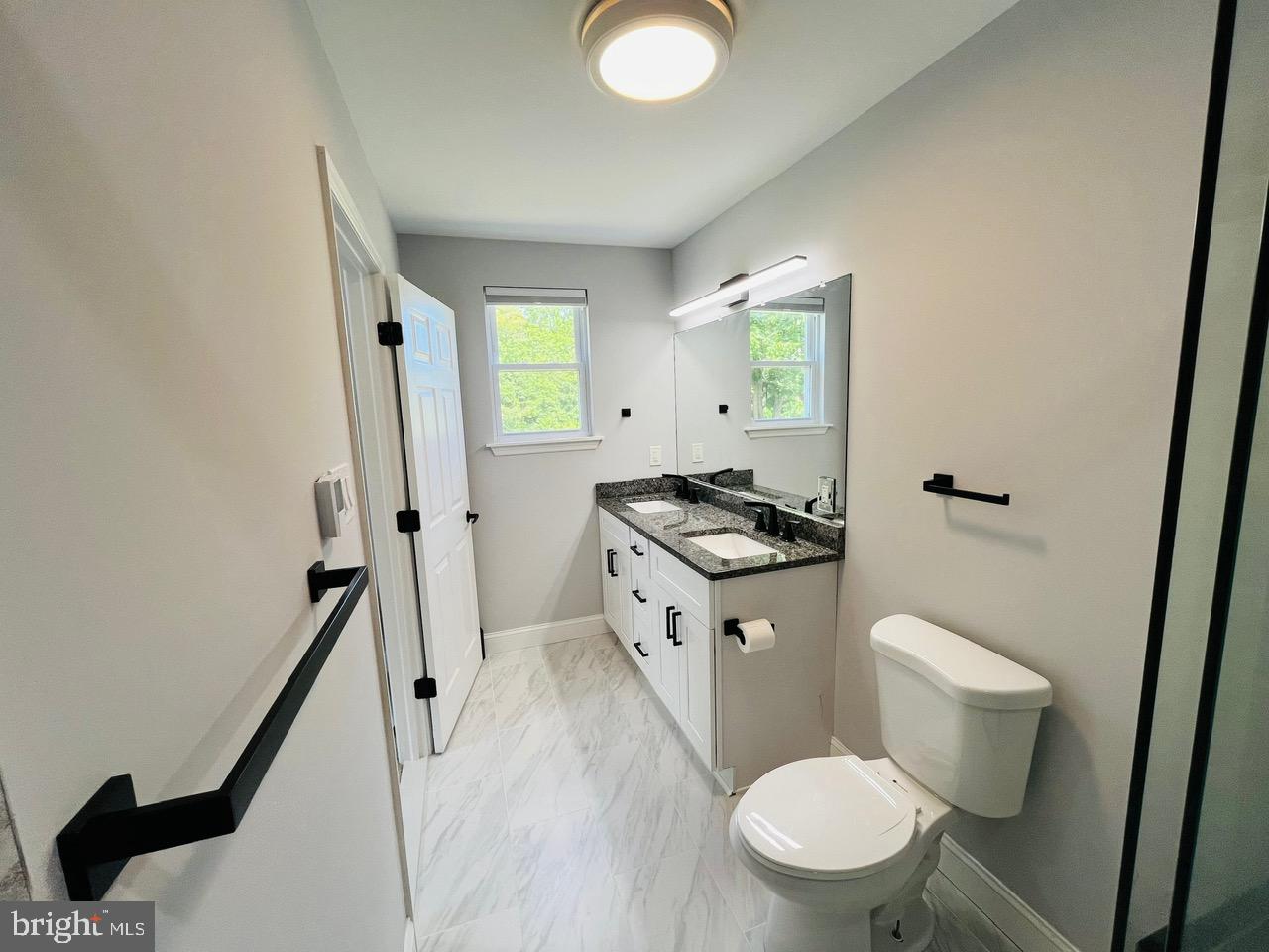 4126 Post Rd Property Photo 24