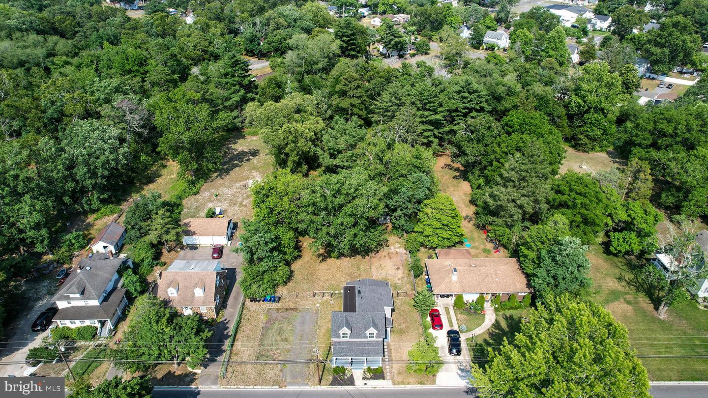 576 Park Rd Property Photo 37