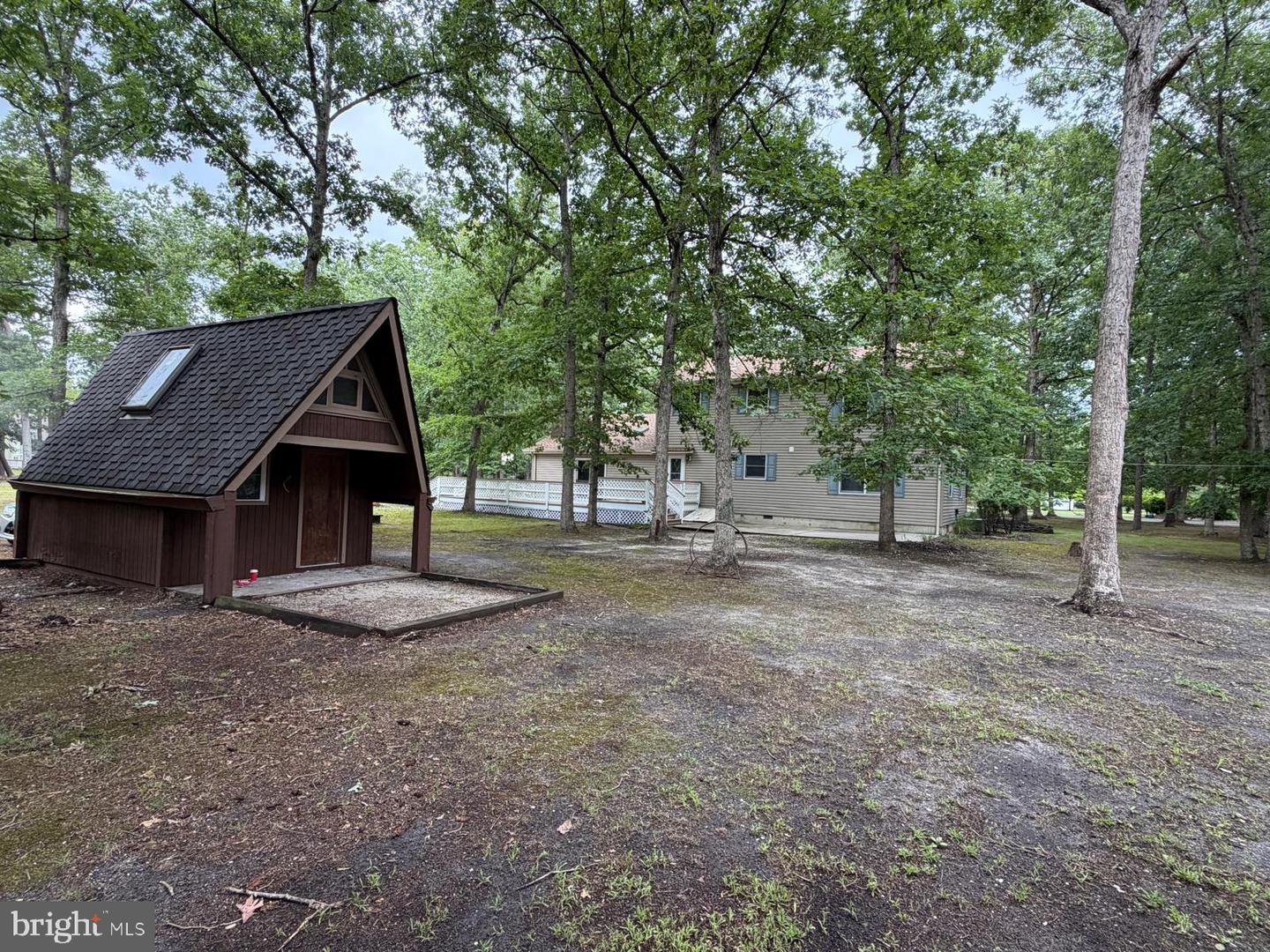 620 Columbia Rd Property Photo 15