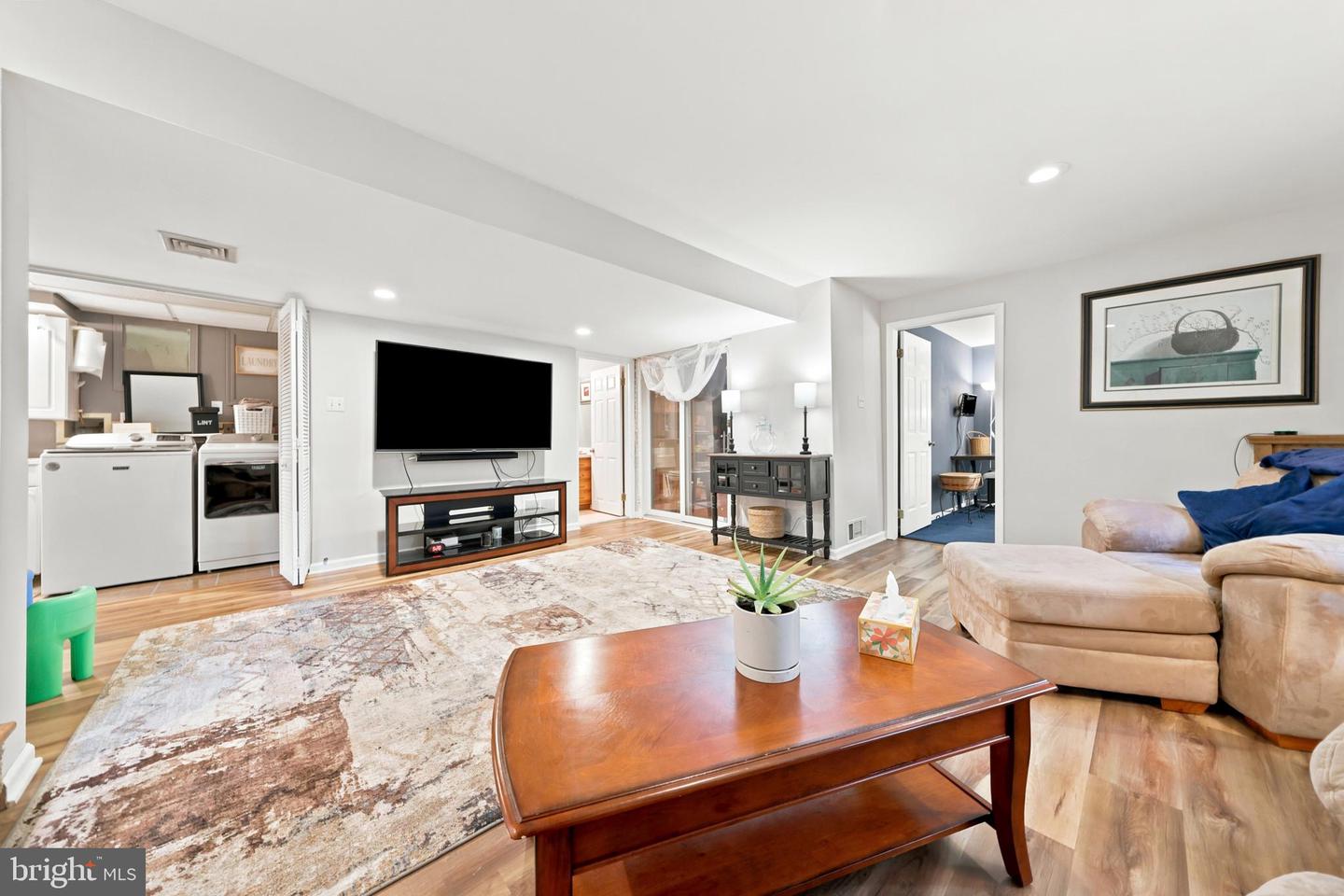 6 Manchester Ct Property Photo 31
