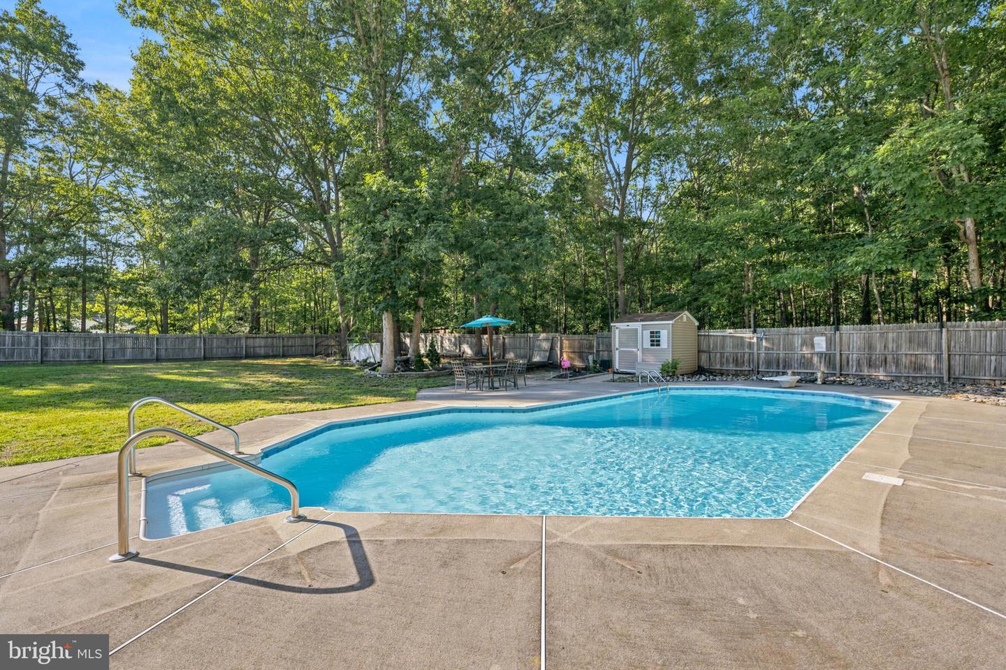 6 Manchester Ct Property Photo 43