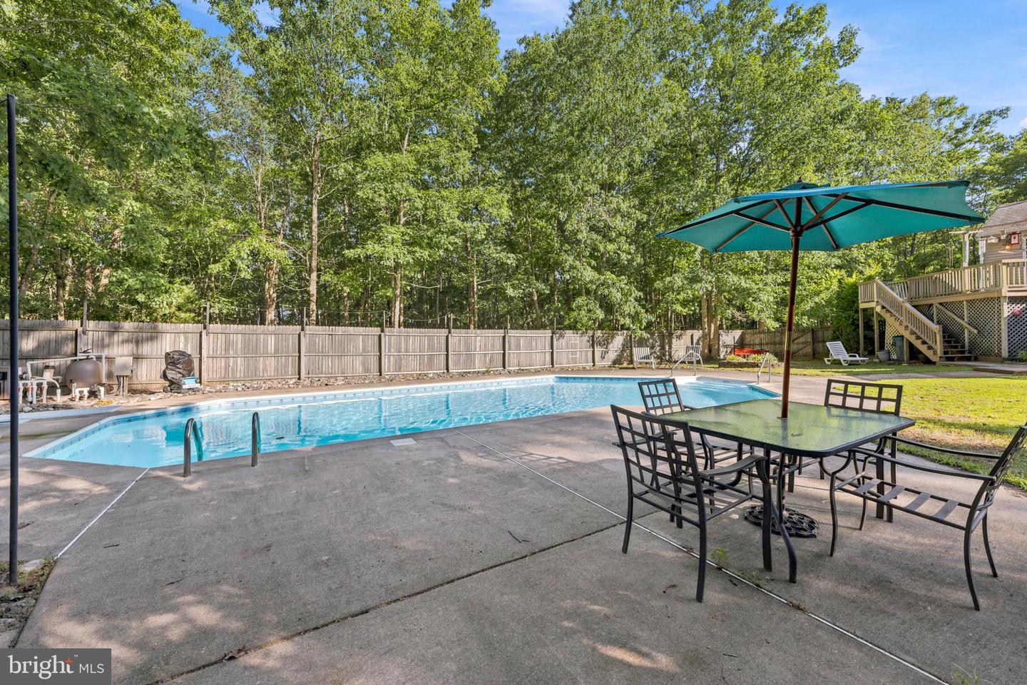 6 Manchester Ct Property Photo 44