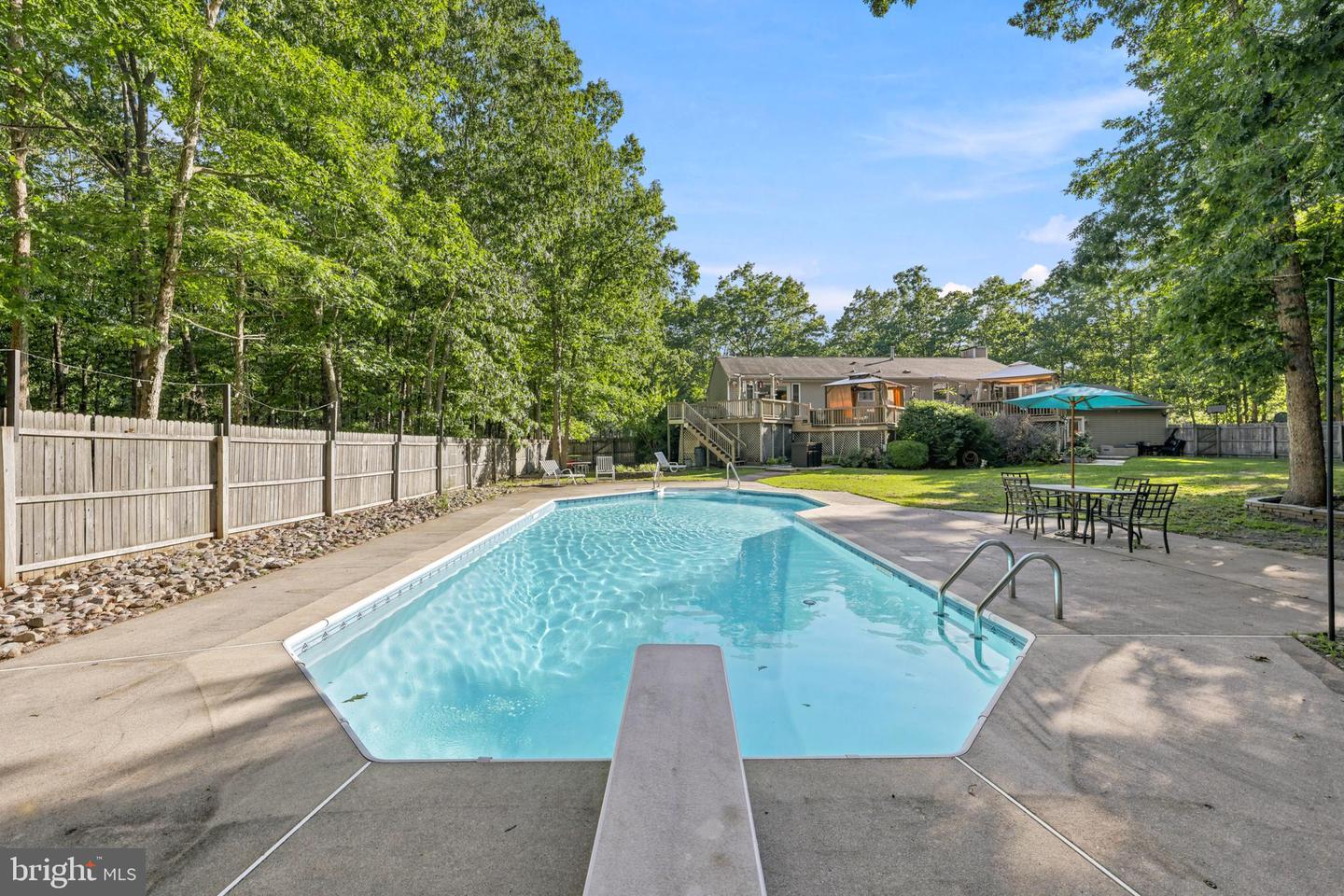 6 Manchester Ct Property Photo 45
