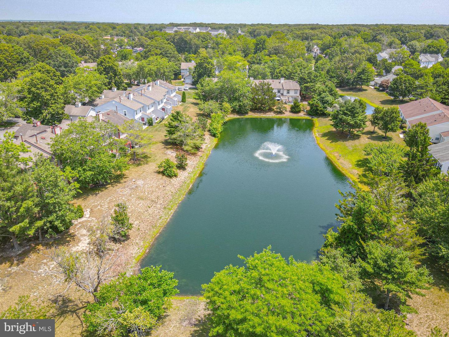 712 Lakefront Property Photo 34