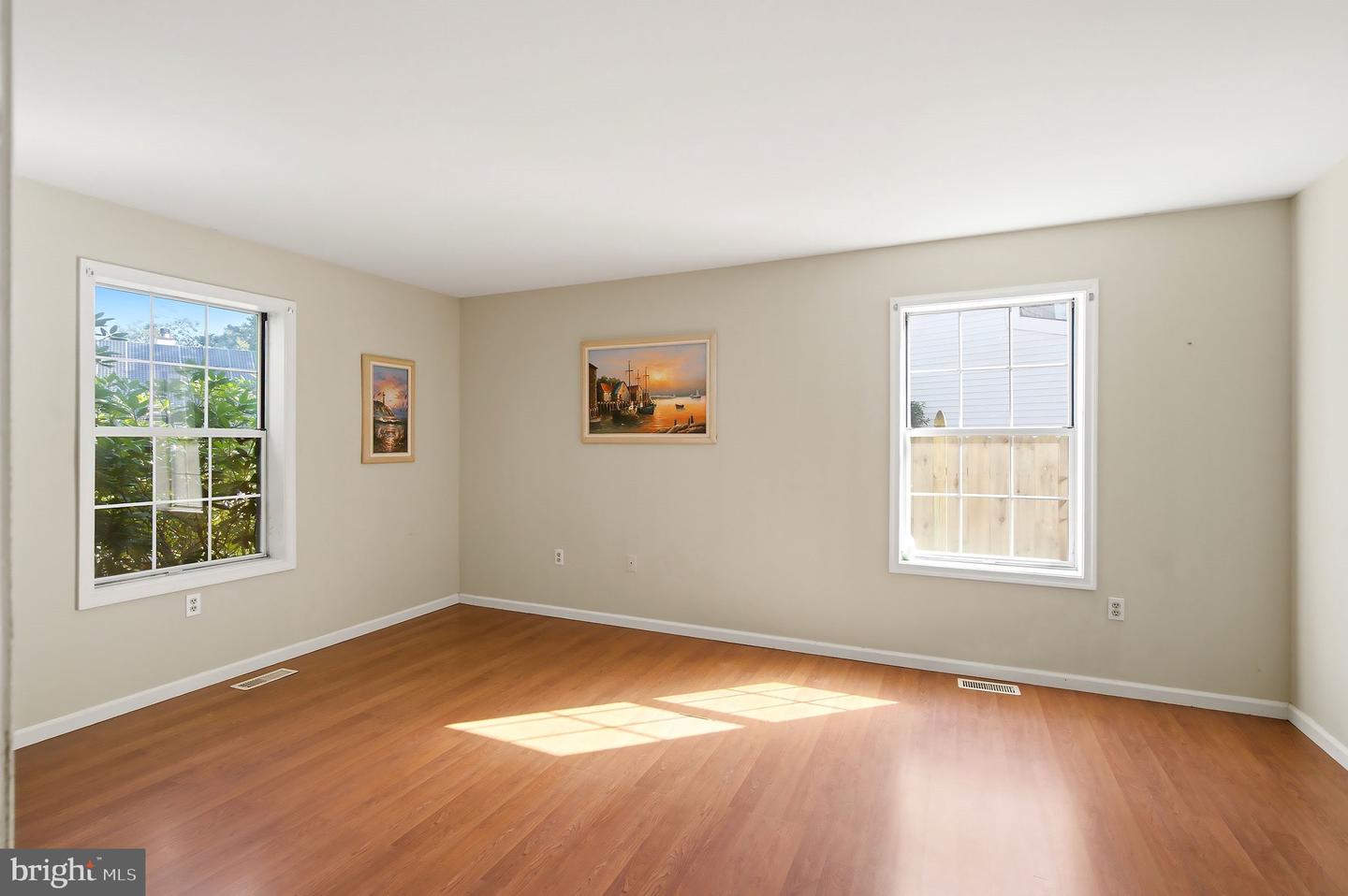 526 E Revere Way Property Photo 17