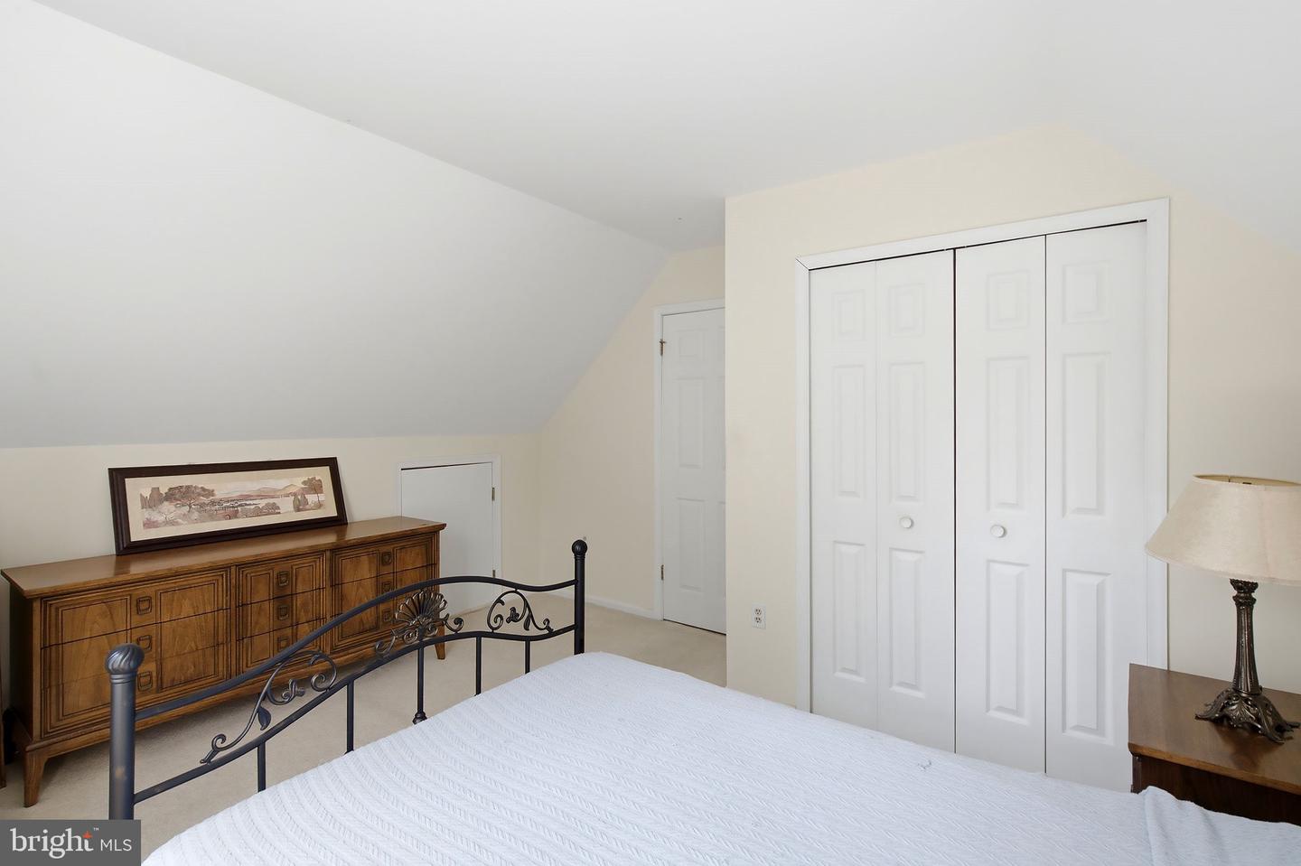 526 E Revere Way Property Photo 21