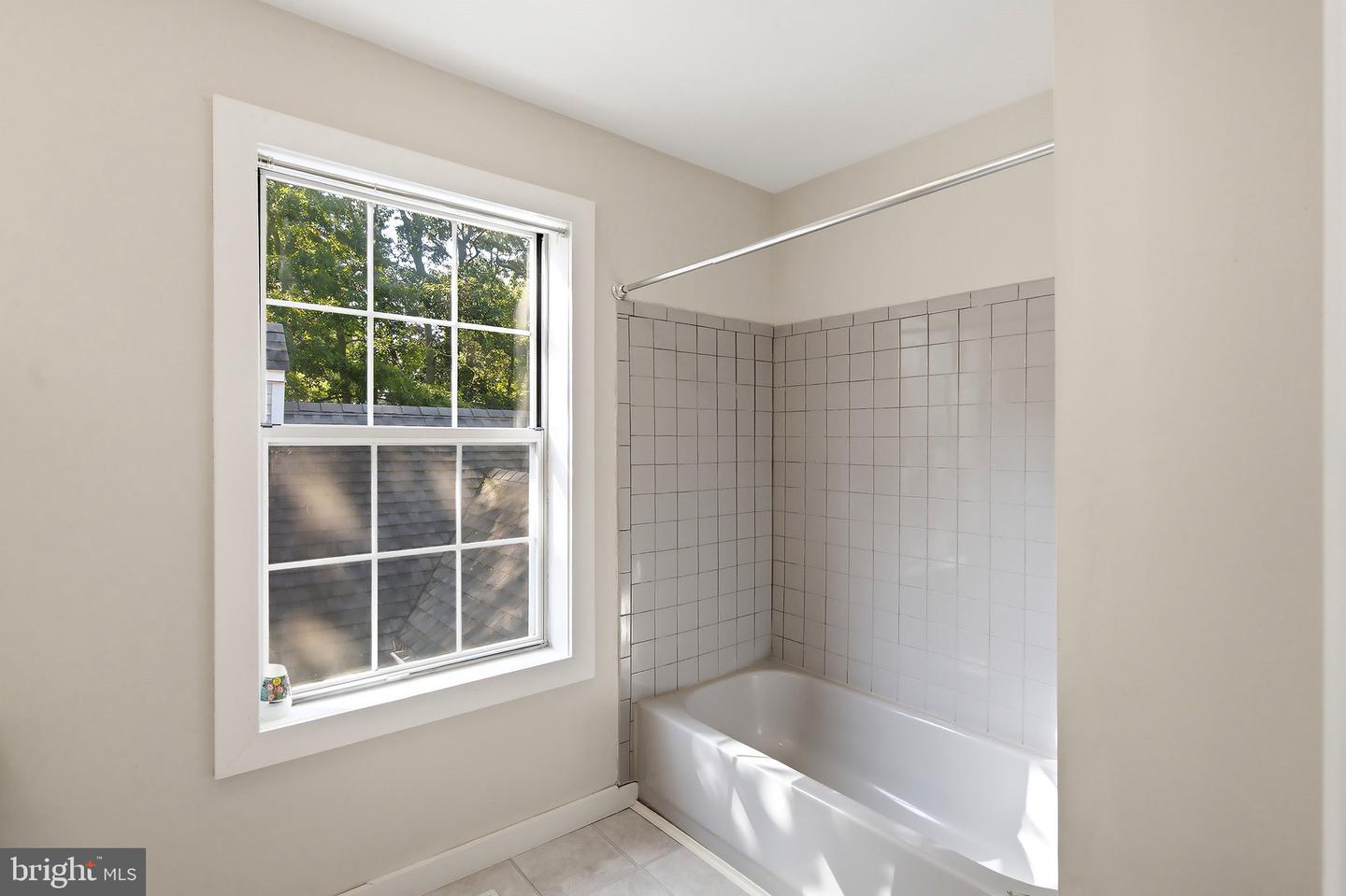 526 E Revere Way Property Photo 22