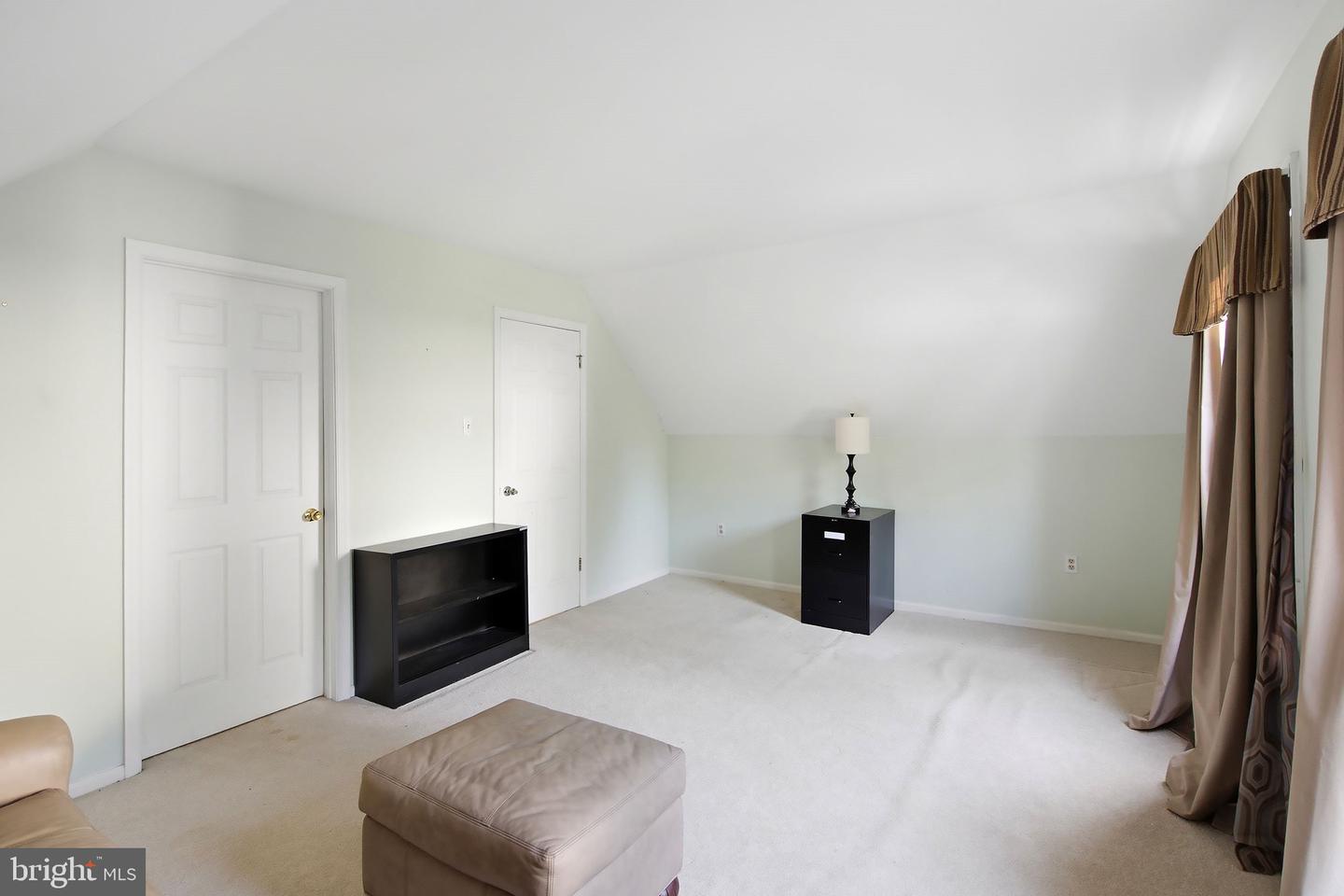 526 E Revere Way Property Photo 25