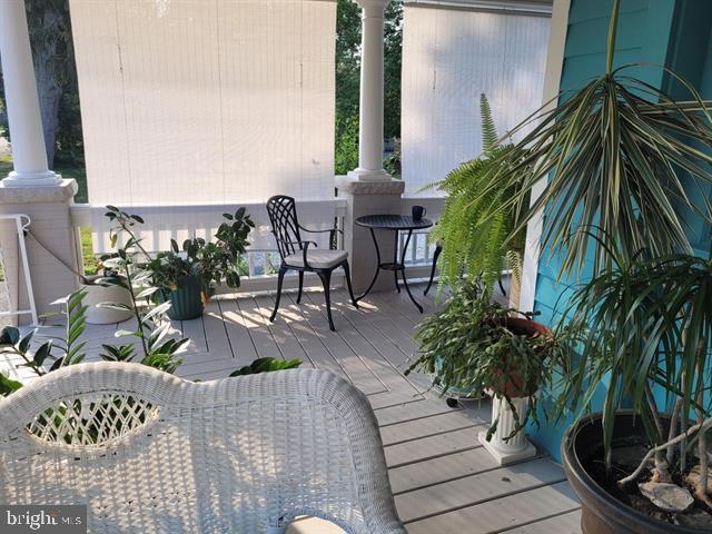 15 W Bolton Ave Property Photo 5