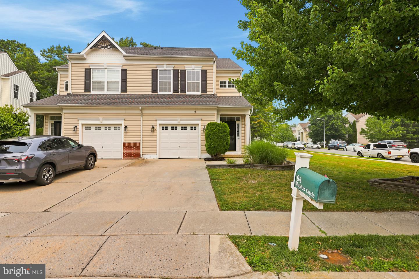 64 Meadow Cir Property Photo 1