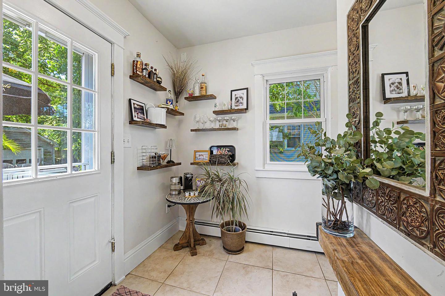 34 E Dawes Ave Property Photo 11