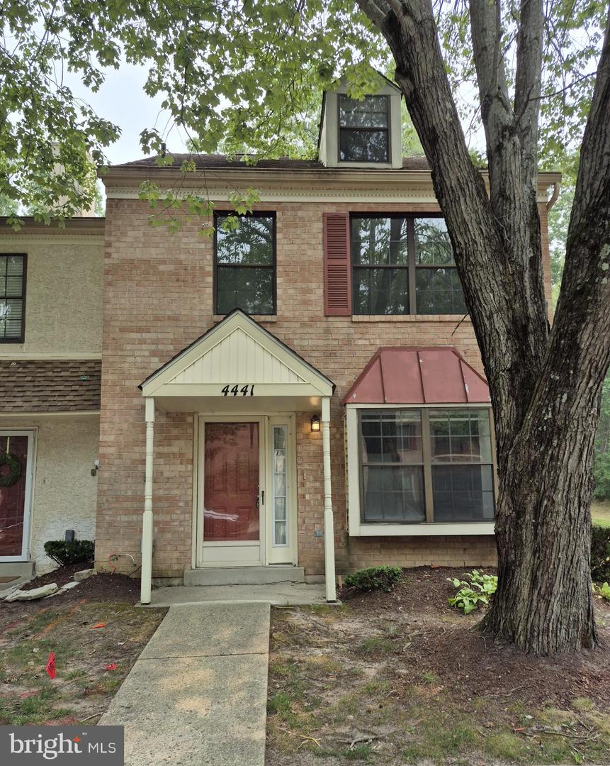 4441 Yorktown Pl Property Photo 1