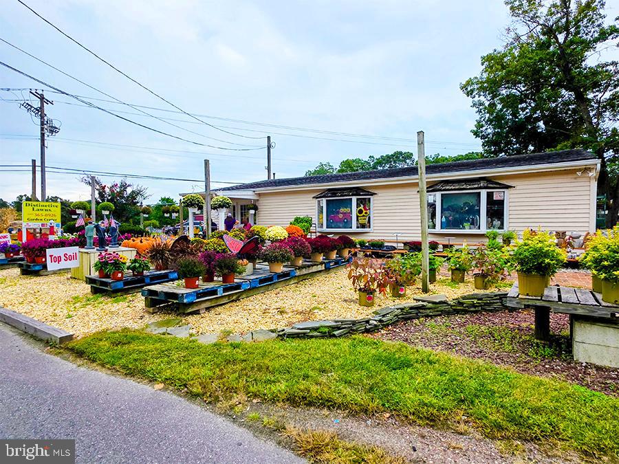 643 Zion Rd Property Photo 2