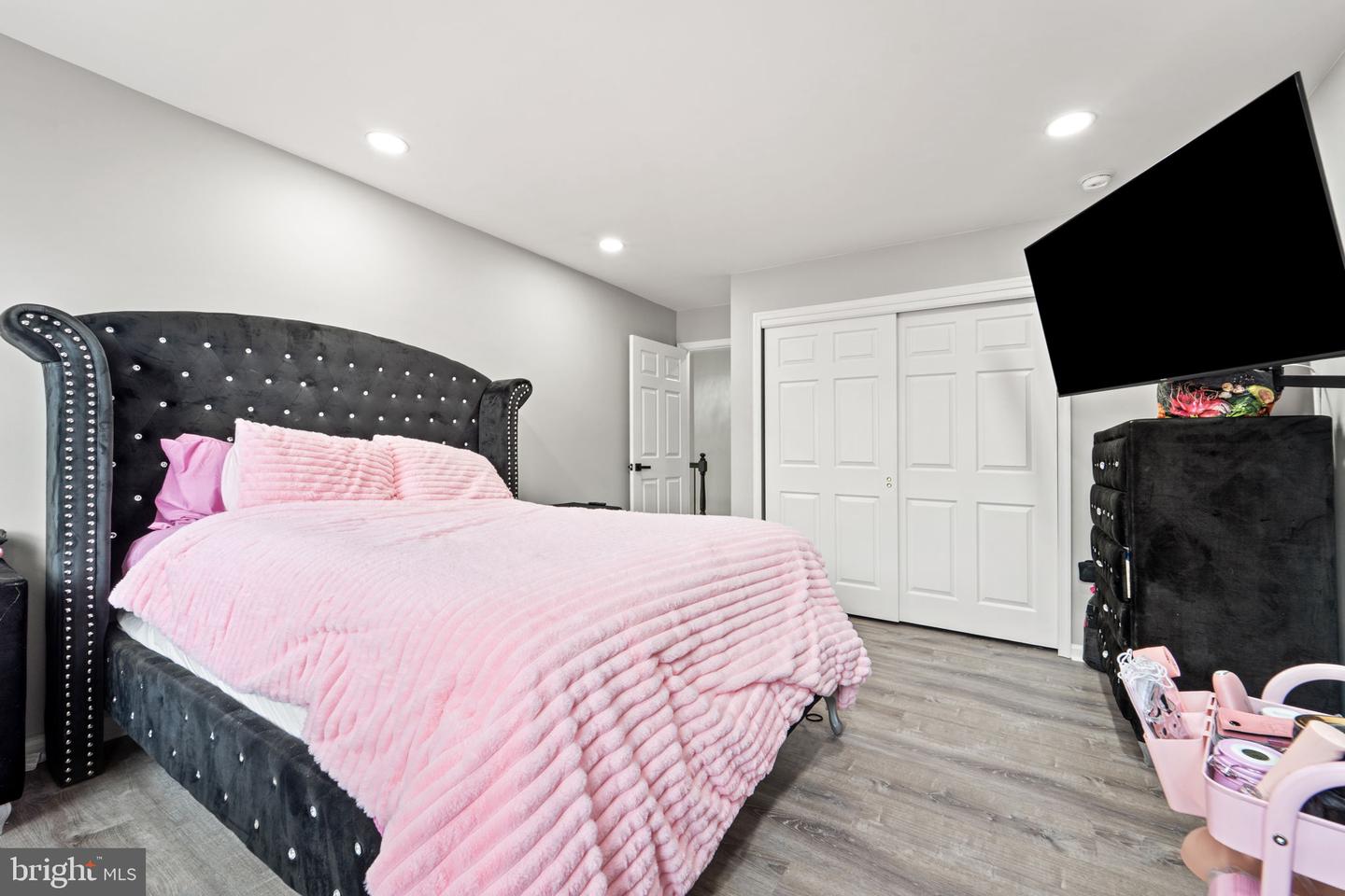 144 Knights Bridge Way Property Photo 25