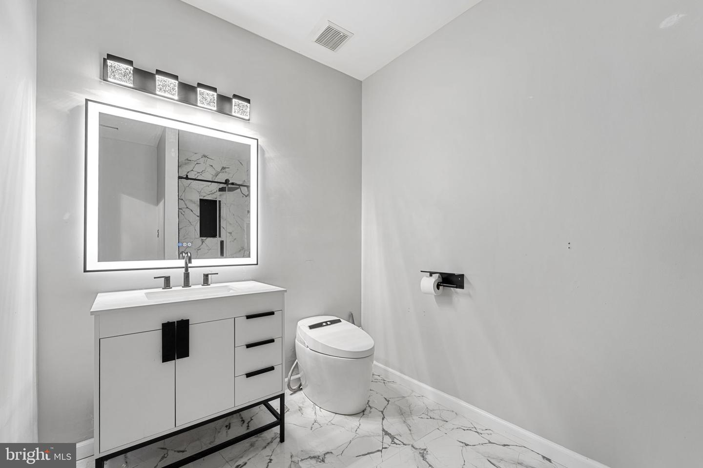 144 Knights Bridge Way Property Photo 44