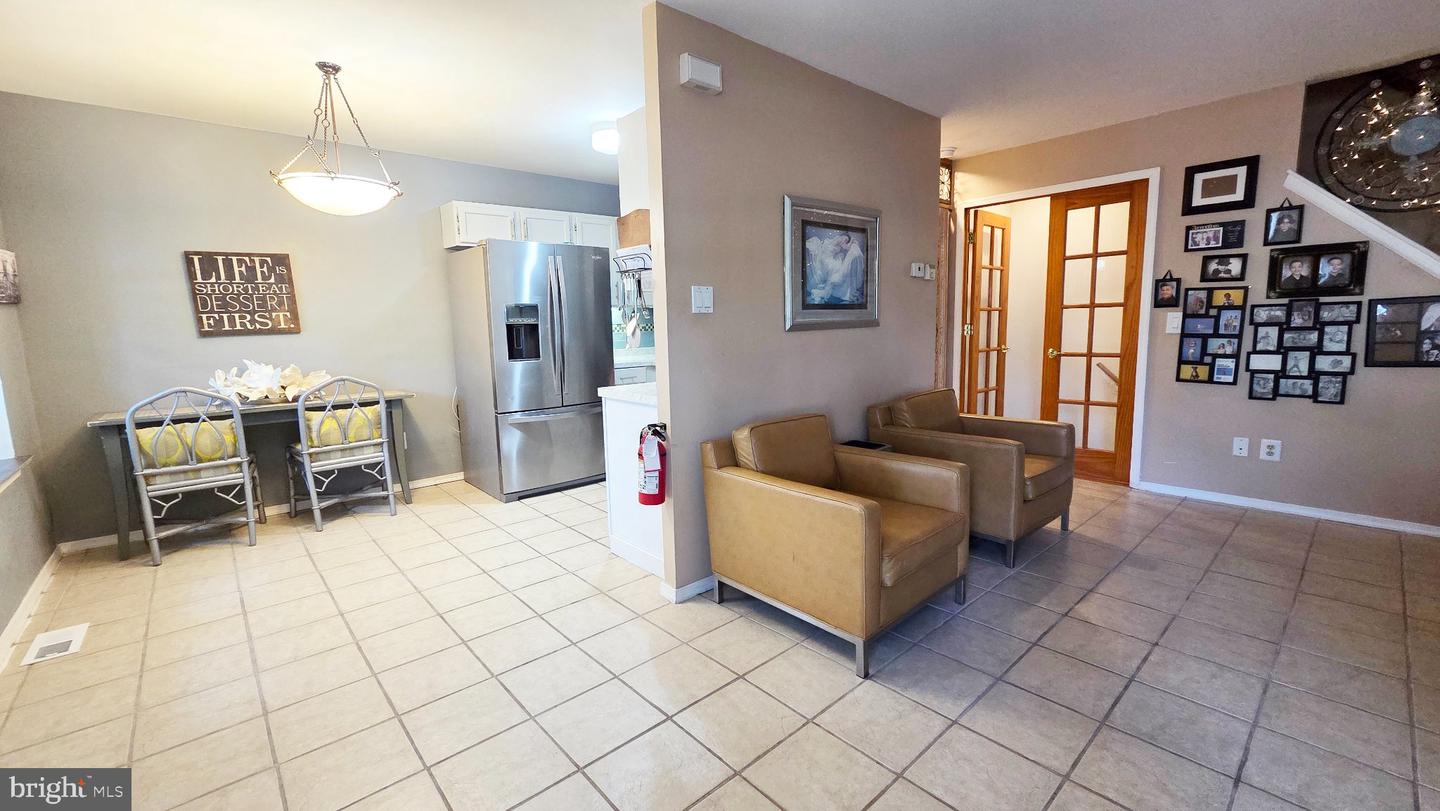 4952 Deer Run Property Photo 4
