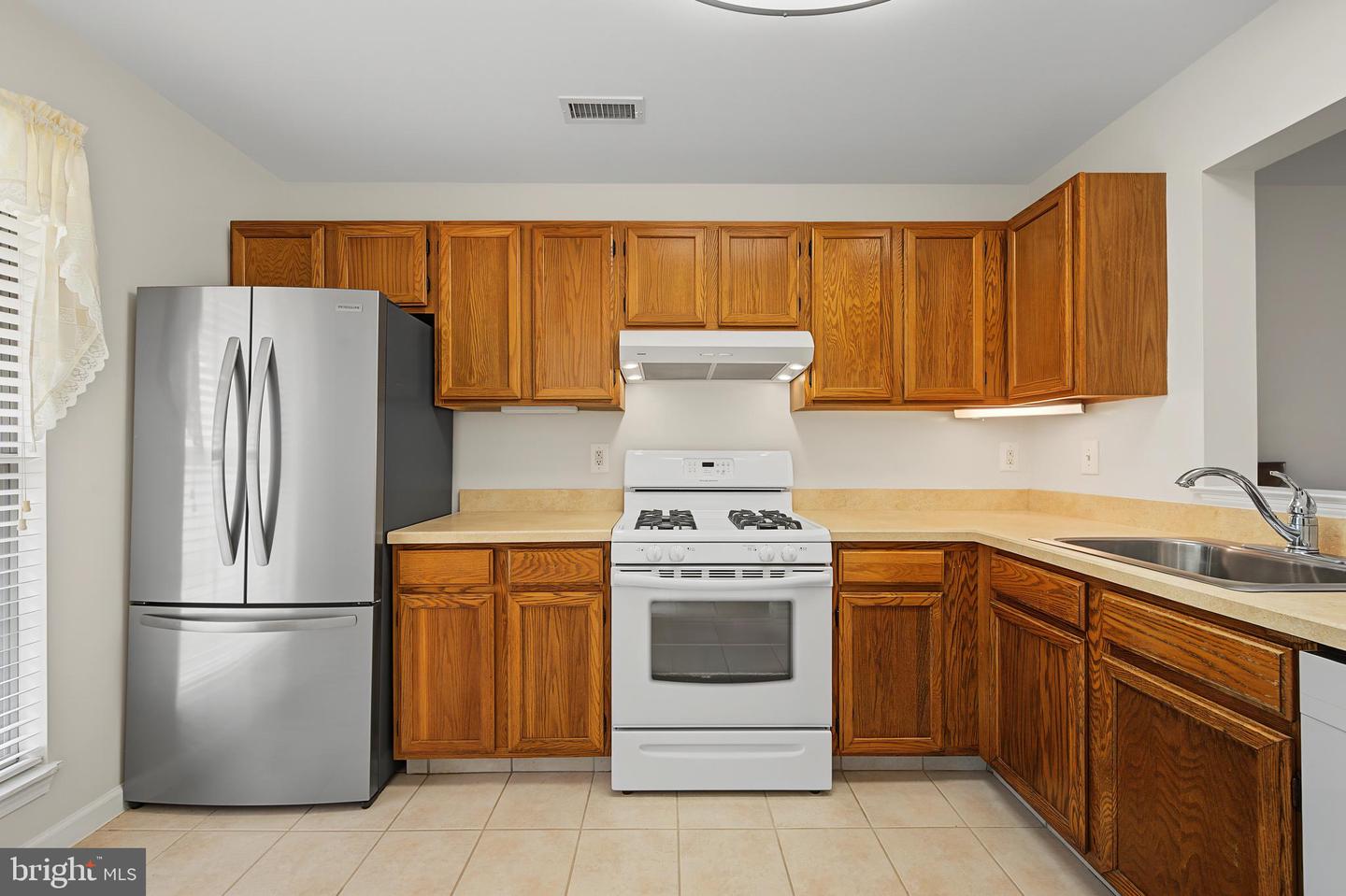 1555 Hamilton Ct Property Photo 8