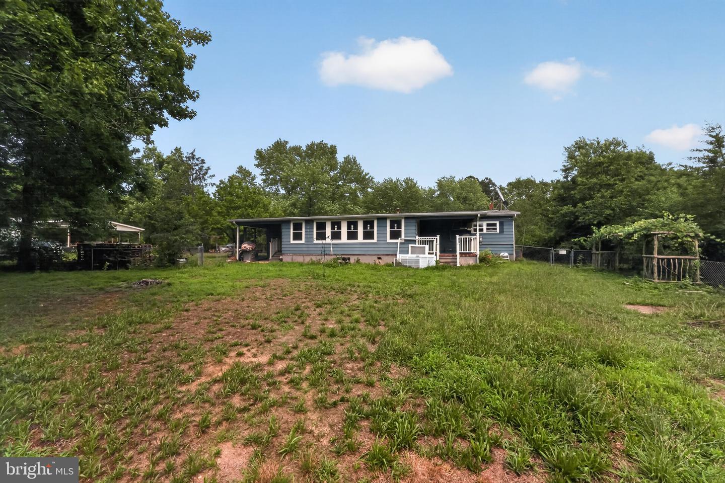 159 Walnut Ln Property Photo 8