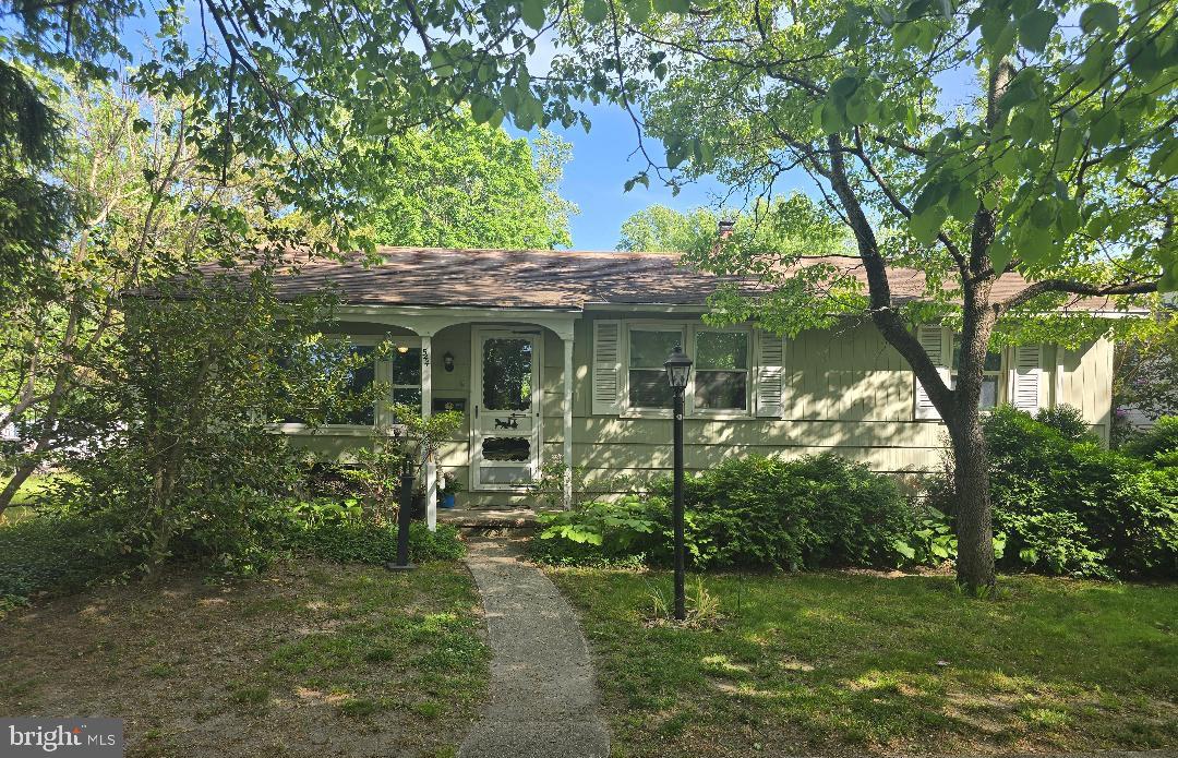 544 St Louis Ave Property Photo 1