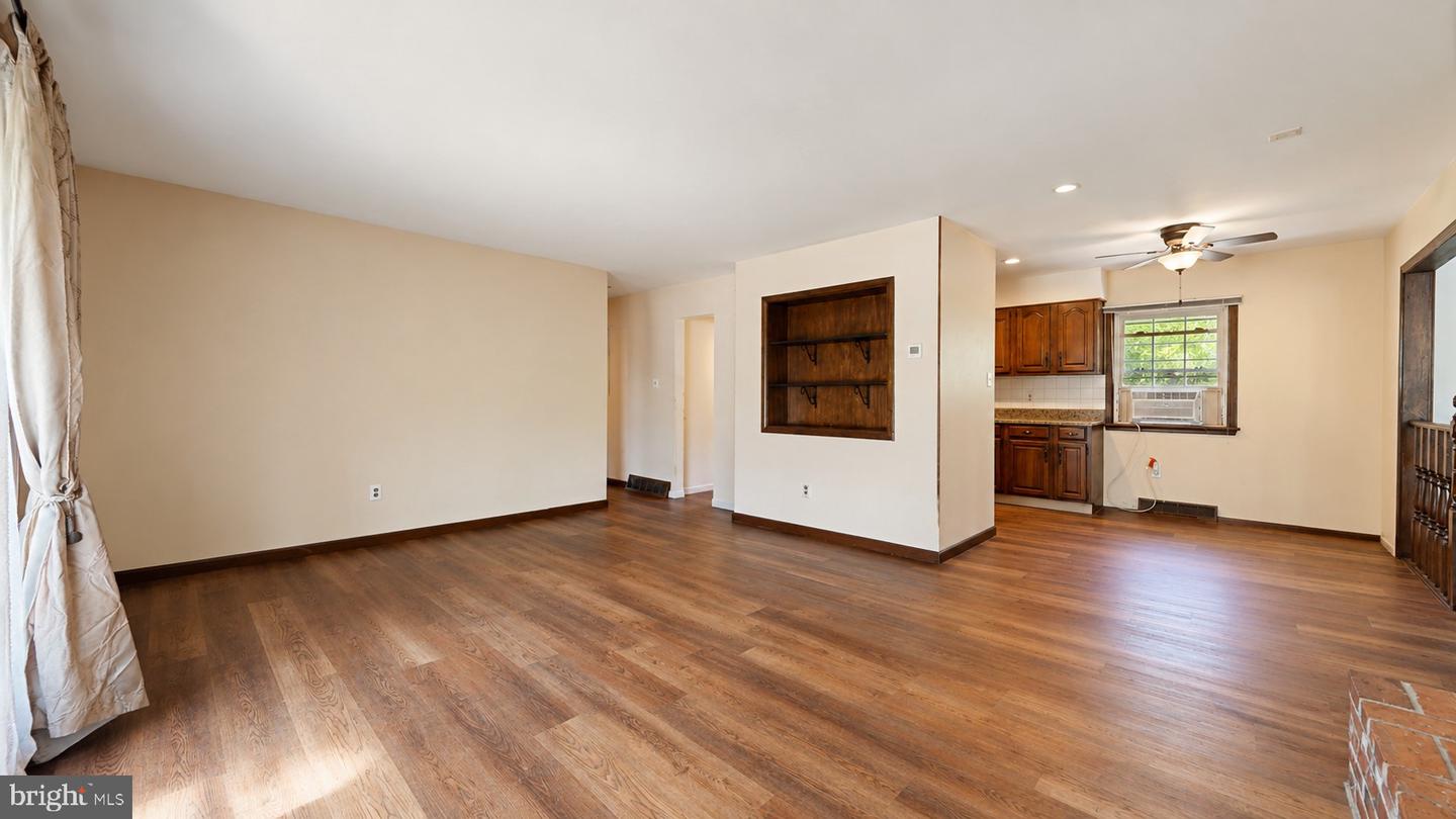 6332 Black Horse Pike Property Photo 10