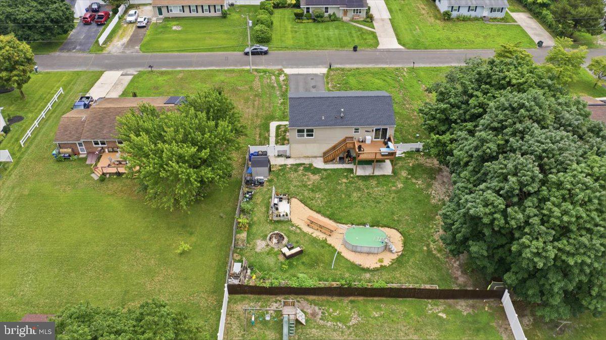 114 Catherine Ave Property Photo 30
