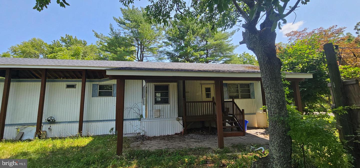 184 Cumberland Ave Property Photo 1
