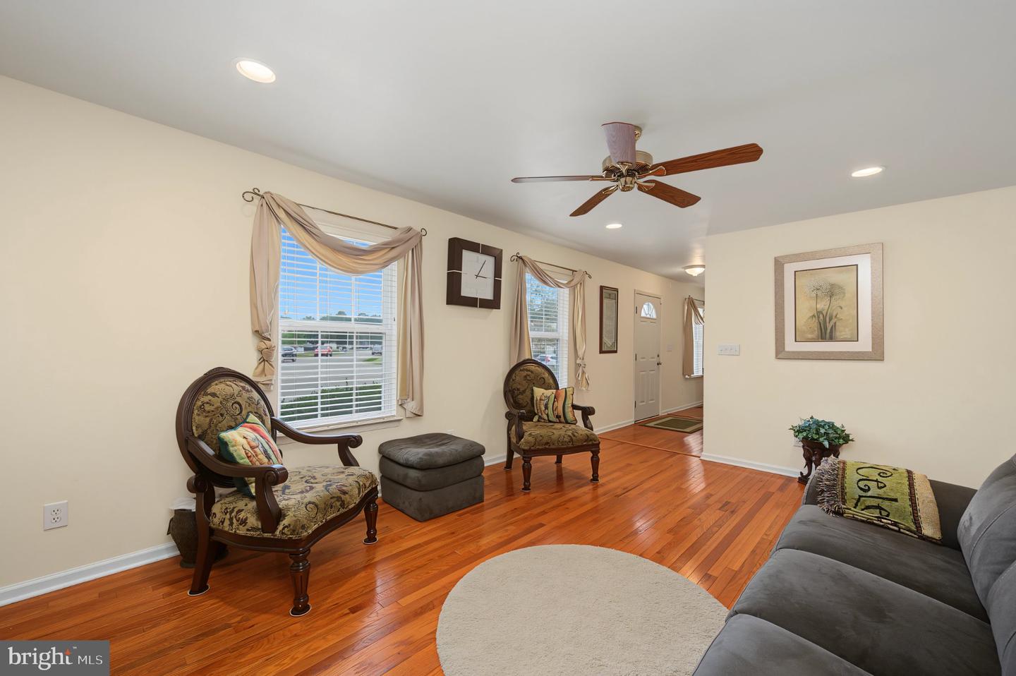 20 Golf Dr Property Photo 13