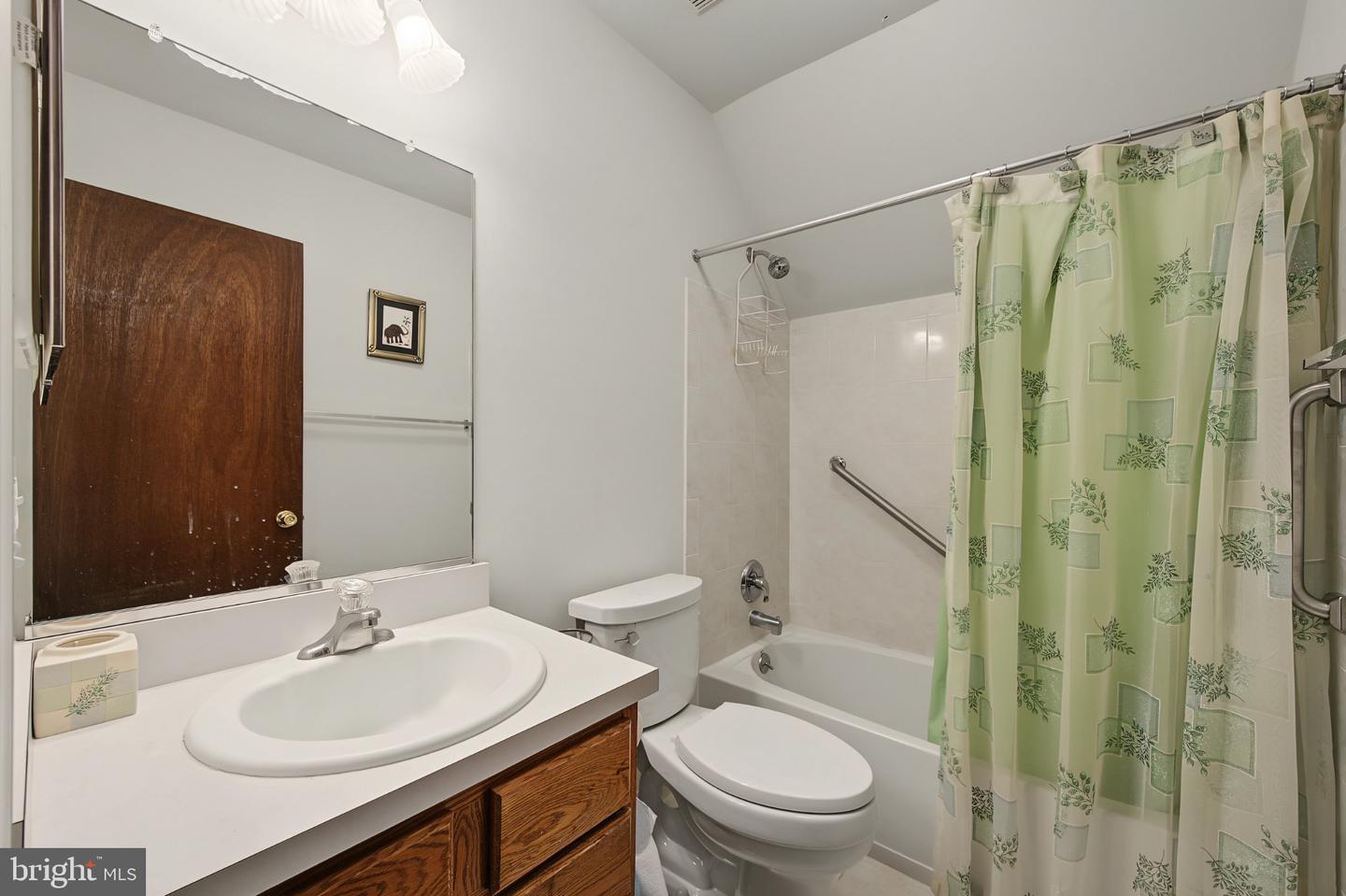 20 Golf Dr Property Photo 18