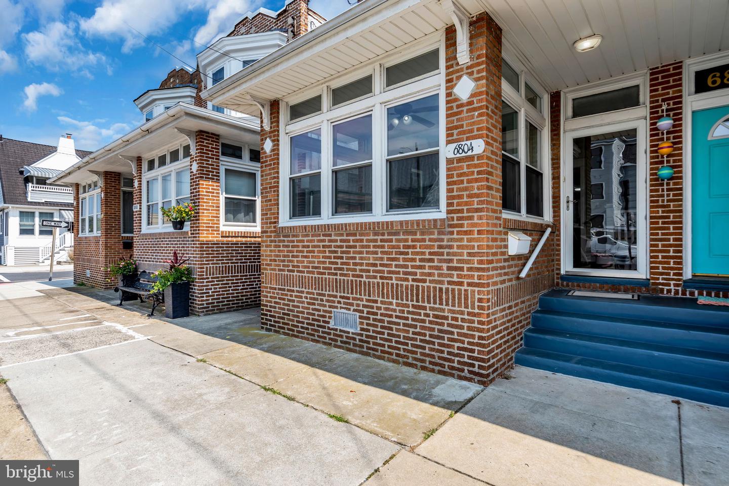 6804 Ventnor Ave Property Photo 1
