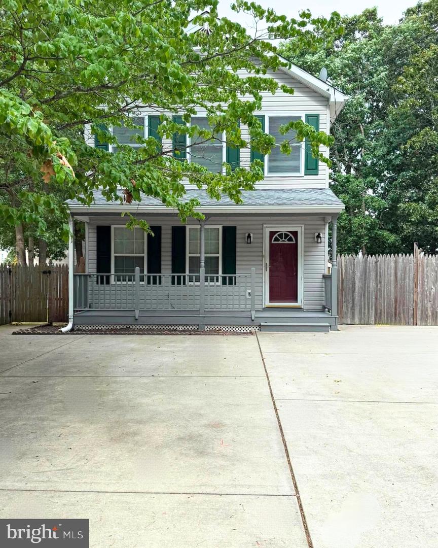 419 S Yam Ave Property Photo 2