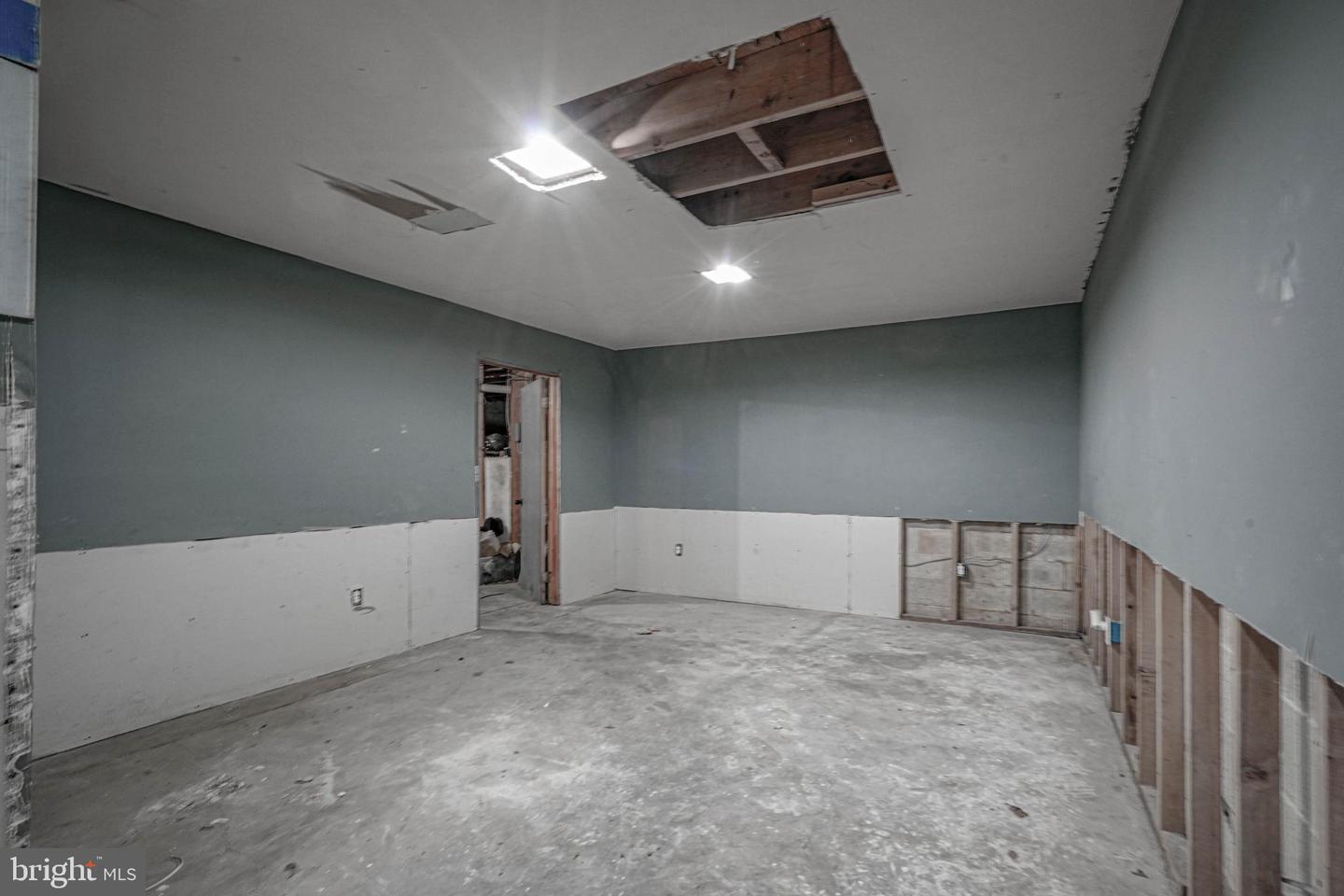 3016 Reading Ave Property Photo 25