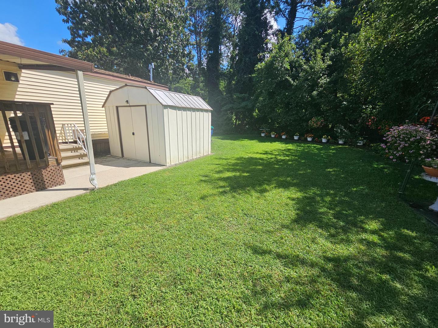 261 Mayflower Dr Property Photo 7