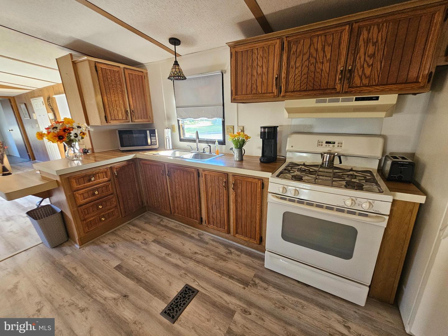 261 Mayflower Dr Property Photo 12