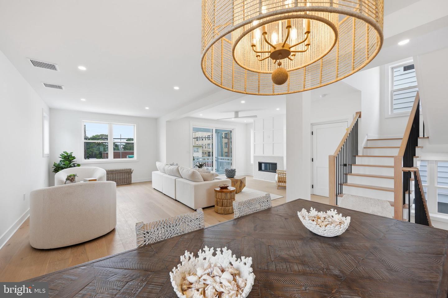 NJAC2025932 Property Photo 10