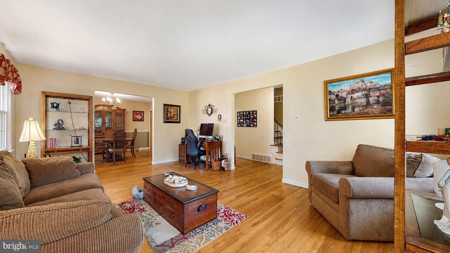 1916 West Ave Property Photo 6