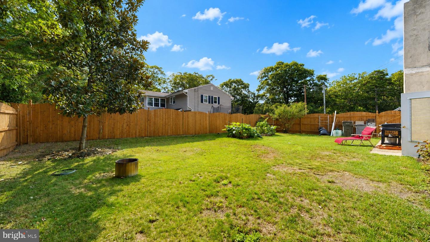1916 West Ave Property Photo 40