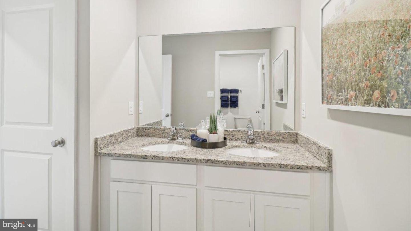 320 Monterey Dr Property Photo 8