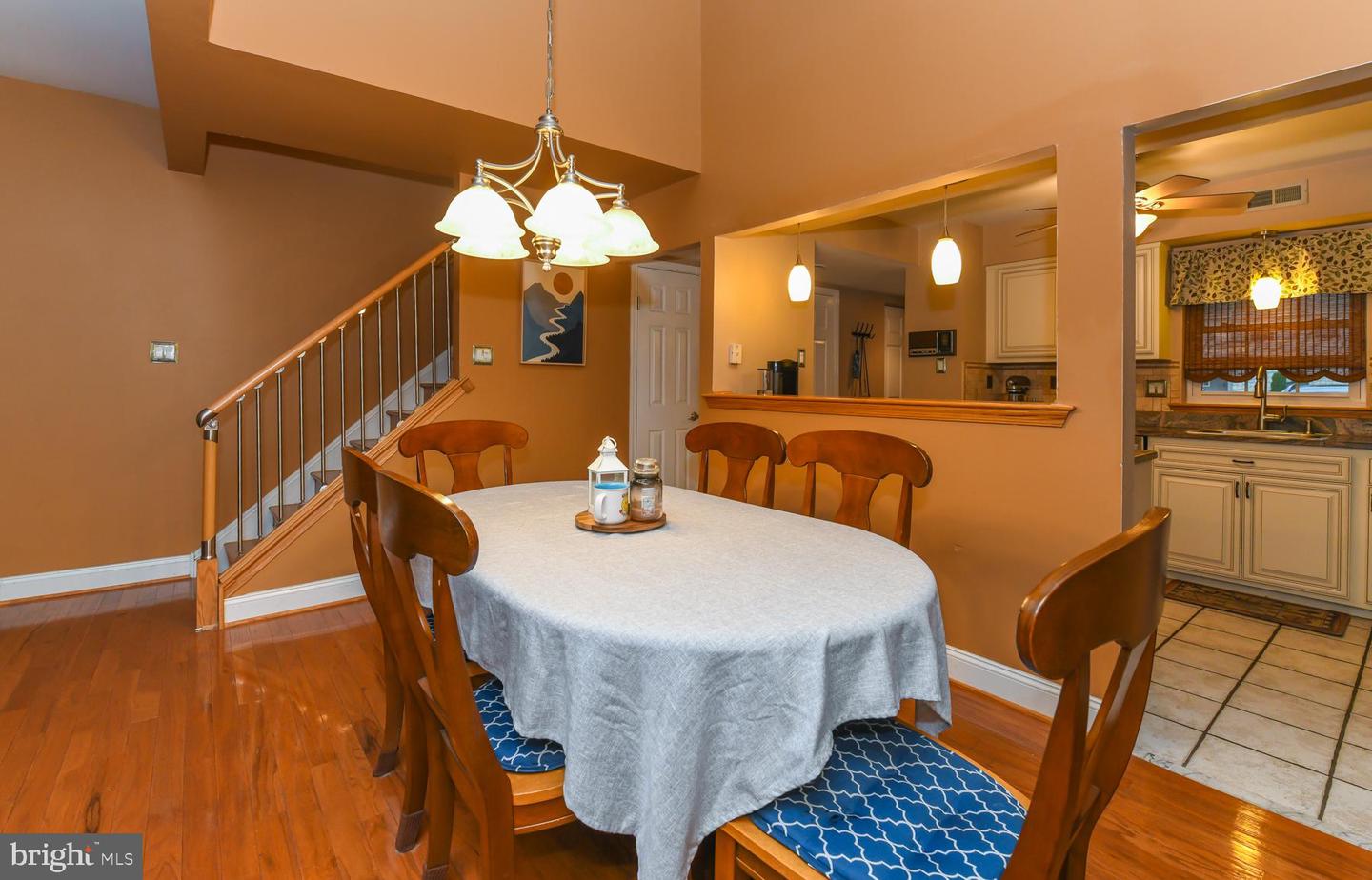 54 Harbor Dr Property Photo 6