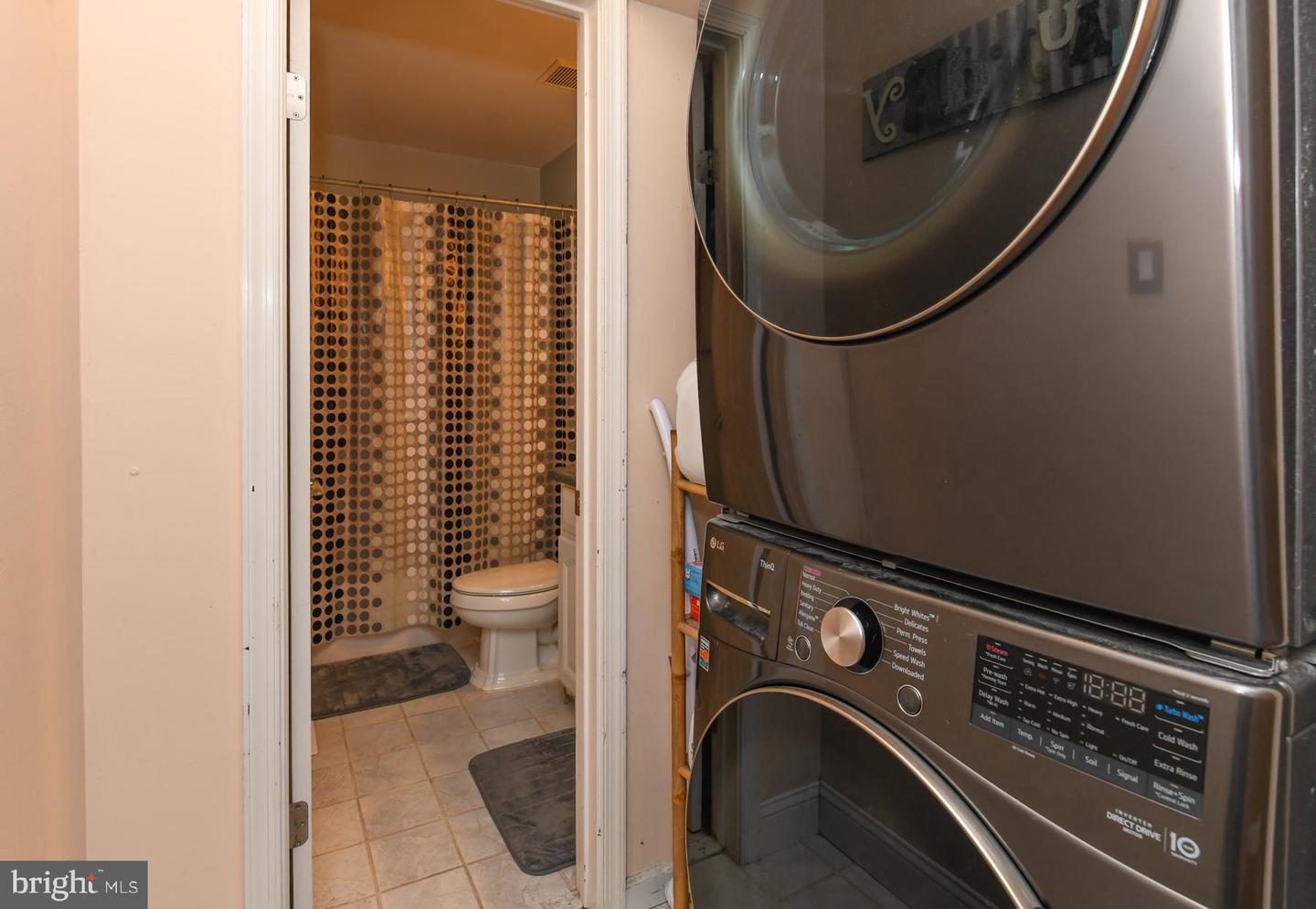 54 Harbor Dr Property Photo 22