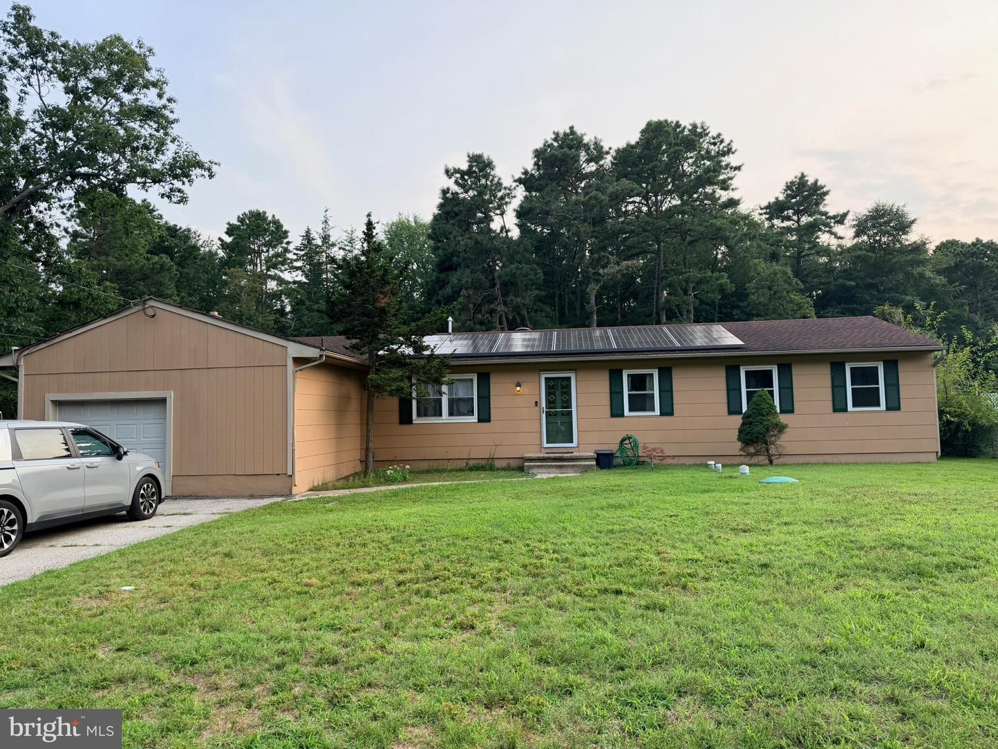 253 Fenimore Dr Property Photo 1